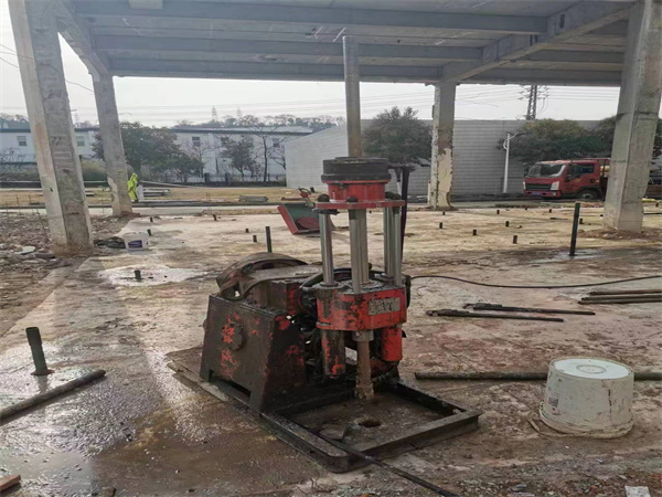 灯塔袖阀管小导管注浆加固施工工艺